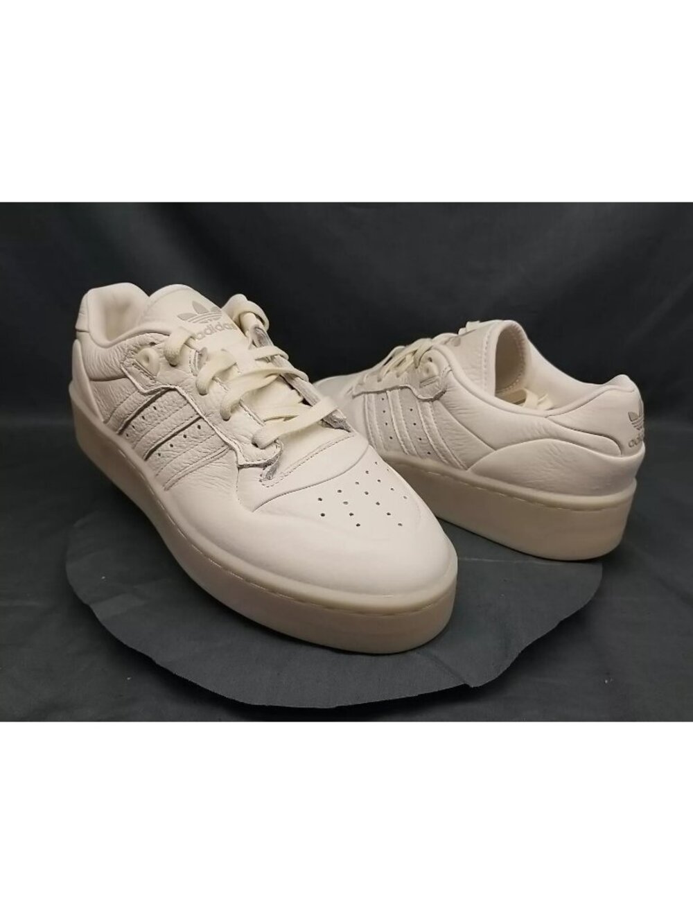 Adidas Rivalry Lux Low Sneakers Leather White Ivory Men's Size 8.5 NEW NO BOX!